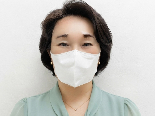 a girl from dmm-ocha https://pics.dmm.co.jp/livechat/01144049/profile_l.jpg