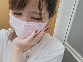 ひーーー