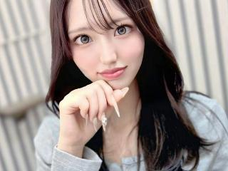 a girl from dmm-ocha https://pics.dmm.co.jp/livechat/01151854/profile_l.jpg