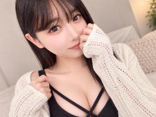 a girl from dmm-macha https://pics.dmm.co.jp/livechat/01155928/profile_l.jpg