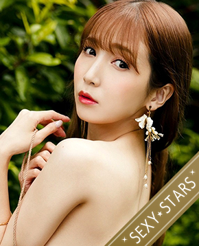 友田彩也香