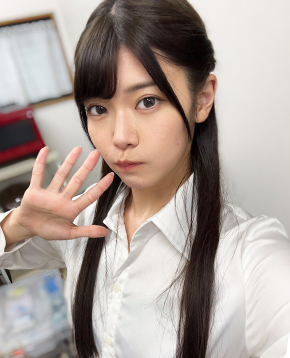 美木ひなの