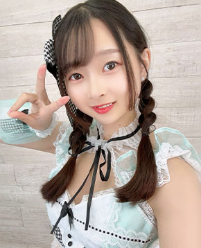 望月つぼみ