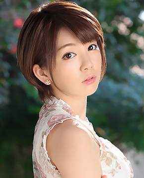 希美まゆ