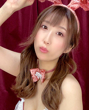 彩奈リナ