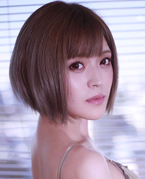 板垣あずさ