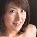 岩崎麻莉子
