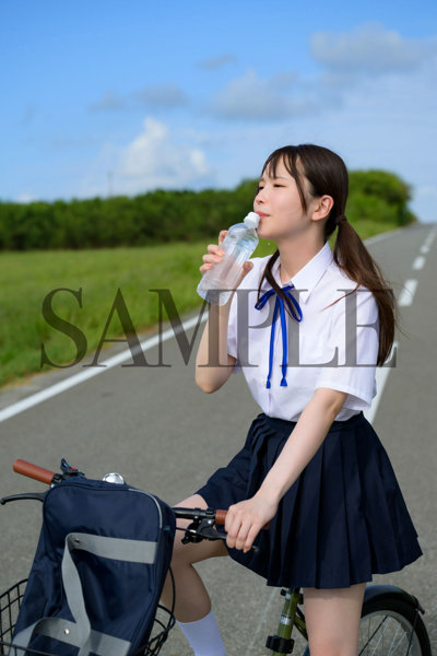 辻みいな1st写真集『Sweetish』 画像8