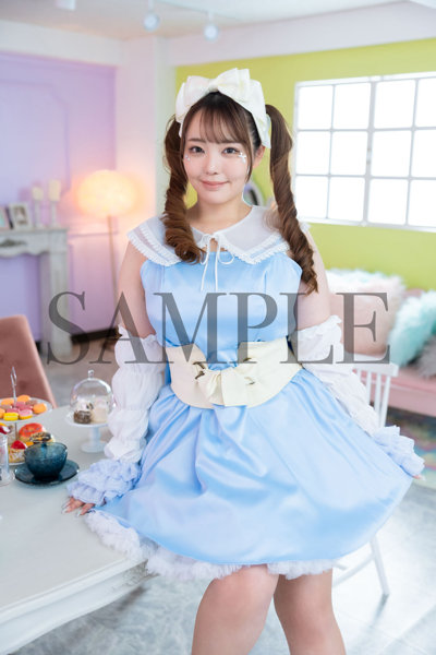 恋渕ももな写真集『LOVE＆Peach』 画像1