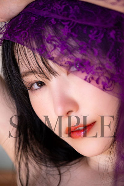【FANZA限定】香水じゅん写真集『syndrome』 サイン入りチェキ付き 画像5