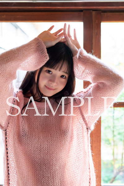 【オンラインイベント版】井上もも写真集『MoMologue』（3冊購入特典付き！8月28日20:00開催） 画像7