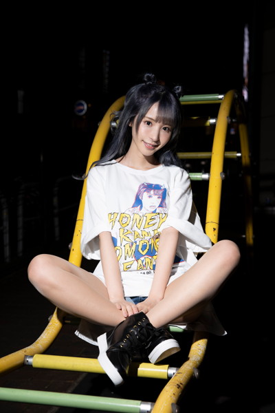 【桃乃木かな】オリジナルTシャツ(白)サイズM 画像2