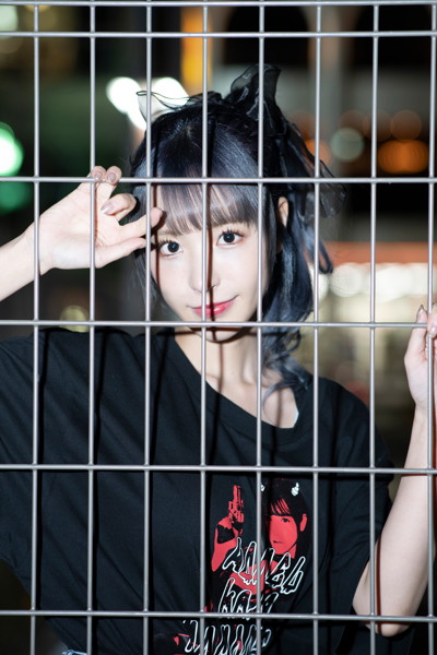 【桃乃木かな】オリジナルTシャツ（黒）サイズL 画像3