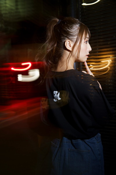 【初川みなみ】オリジナルTシャツ（黒）サイズL 画像2