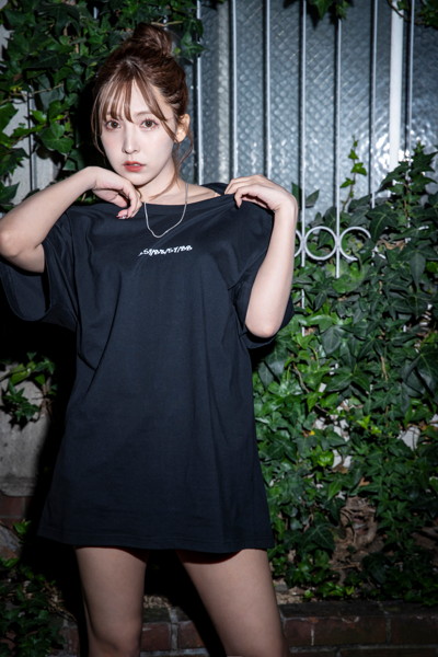 【三上悠亜】オリジナルTシャツ（黒）サイズXL 画像2