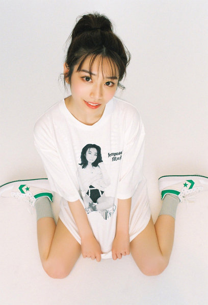 【河北彩花】Saika Kawakita Tee by MNKM Lサイズ 画像8