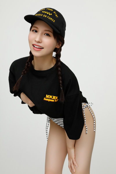 【桜空もも】Momo Sakura Tee by MNKM Mサイズ 画像3