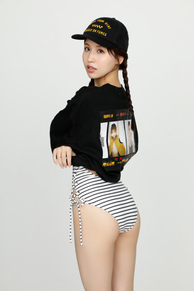 【桜空もも】Momo Sakura Tee by MNKM Mサイズ 画像4