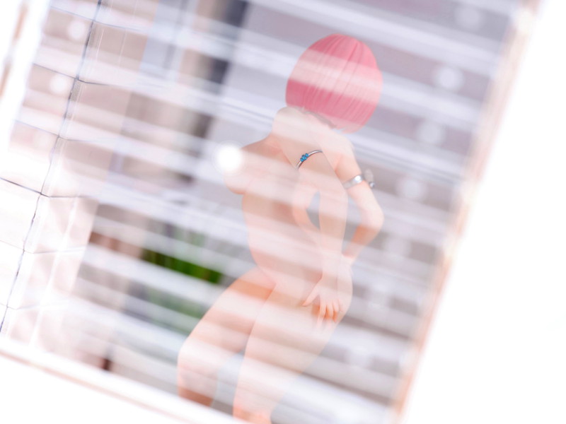 お風呂に入っている少女 画像48