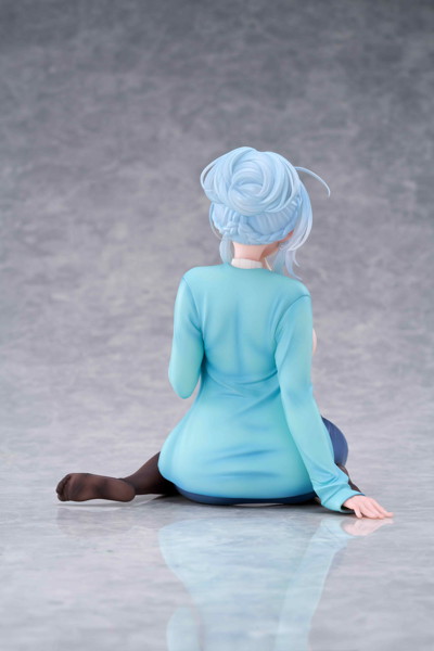 未亡人の雪女 雪乃深冬 座ってる雪乃さん 画像3