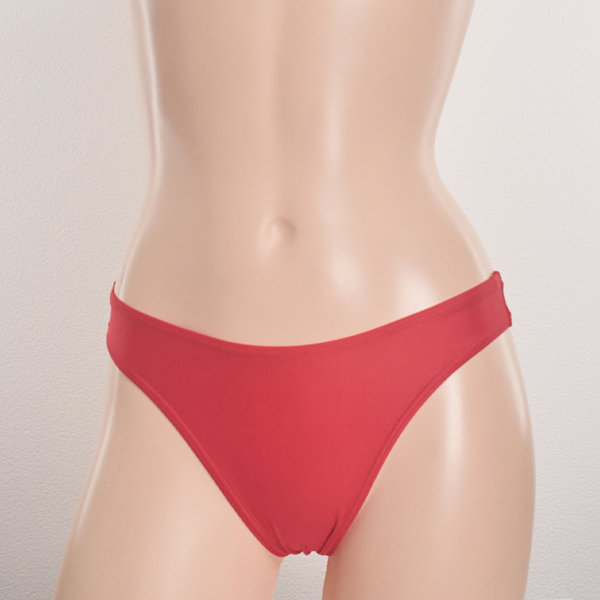 UNISON CORE SHORTS （Track red S）