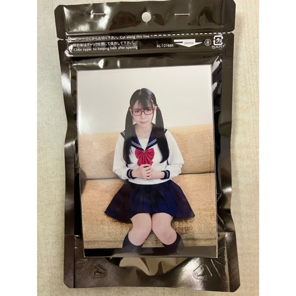 女子〇生のお下がり下着009（AKA-009）