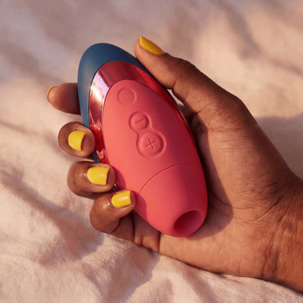 Womanizer ネクストリバティ レッド×ブルー サンプル画像10