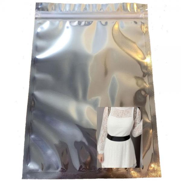 【使用済み加工品/パンティ】深夜のカラオケ店で勤務中にもかかわらず先輩と濃厚着衣プレイをしてそのまま勤務後は先輩宅で密着いちゃラブを繰り返して絶頂を繰り返し迎えたというあそこ 臭い素人女子大生の使用済みパンティー（着用写真/使い切りローション付き）