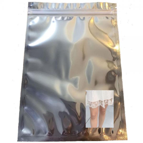 【使用済み加工品/パンティ】満員電車で偶然お尻に押し付けられて無意識にじっとりとパンティーを汚した事があるというお嬢様学校出身の実はエロい受付嬢の使用済みパンティー（着用写真/使い切りローション付き）